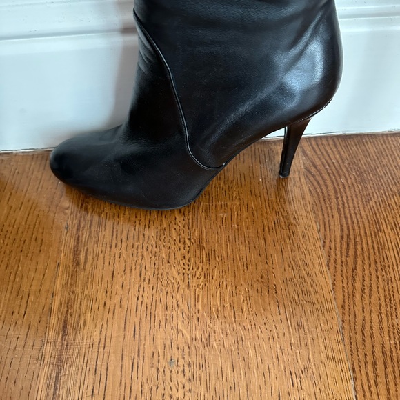 Stuart Weitzman side zipper high heel boots - Picture 12 of 16